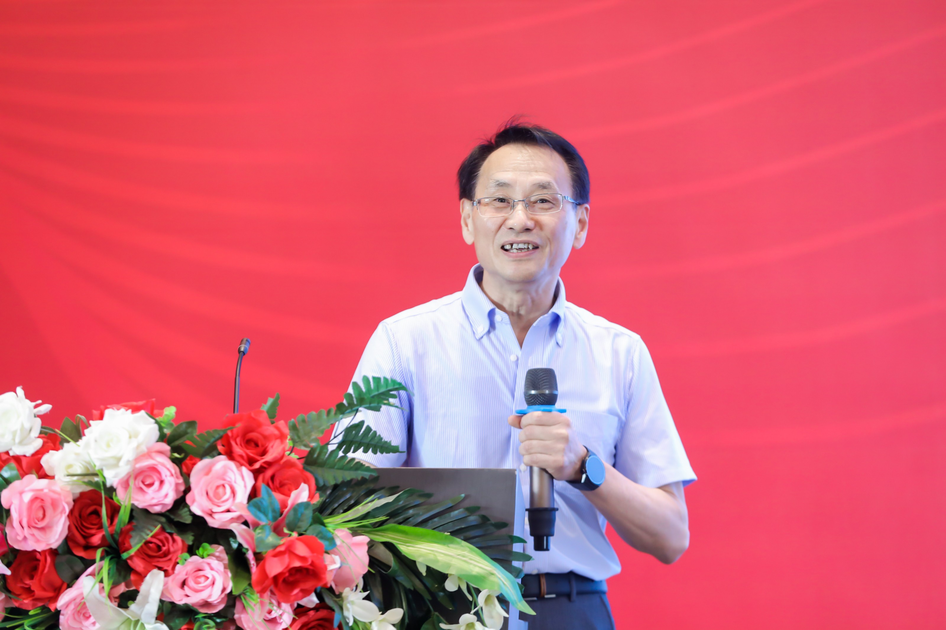 吳俊-.jpg